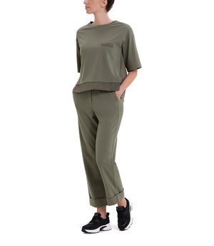 Pantalone alla caviglia color verde militare