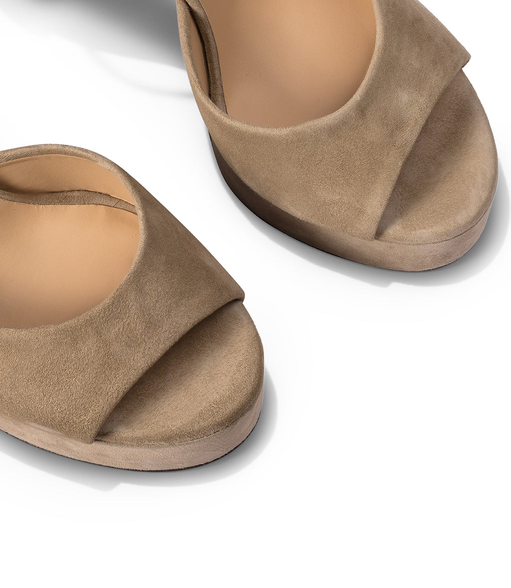Sandali on sale camoscio beige